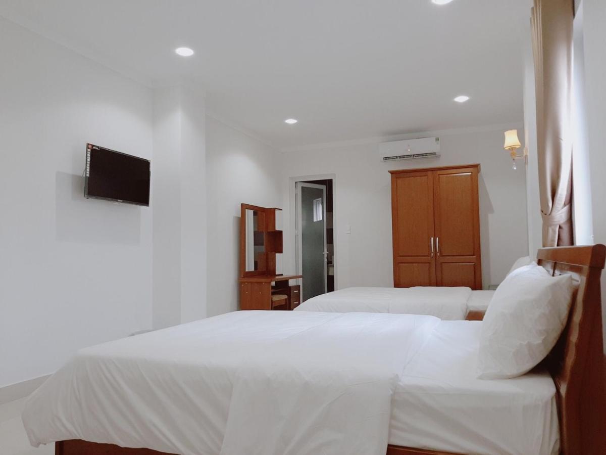 Minh Manh Hotel 2 Pleiku Exterior foto